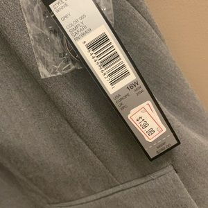 Tahari Cap sleeve blazer